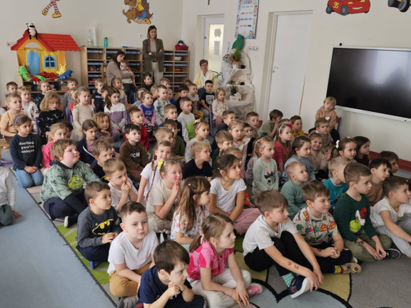 Teatr Skrzat spektakl pt. " Wyspa Skarbów ".